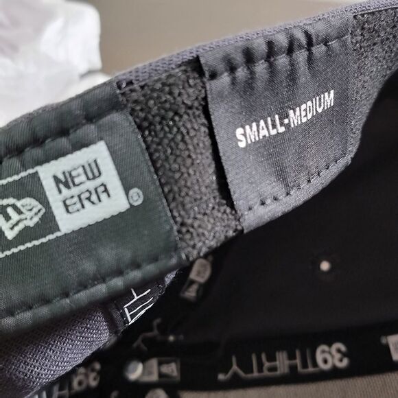 New Era NFL Tampa Bay Bucaneers 39Thirty 3930 Gray Baseball Dad Hat Cap Unisex - Picture 8 of 10